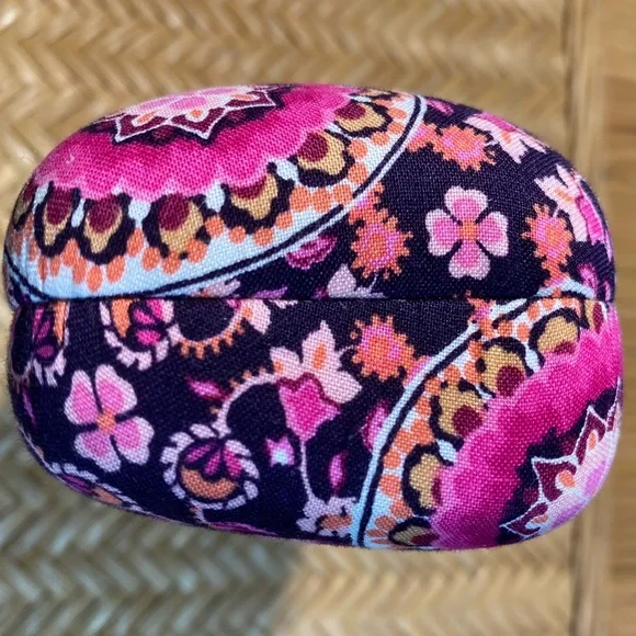 Vera Bradley | Raspberry Medallion Sunglasses Case - Picture 10 of 13